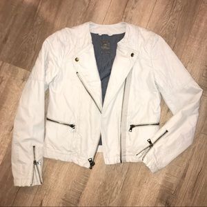 GAP Quilted Moto Jacket in Light Gray